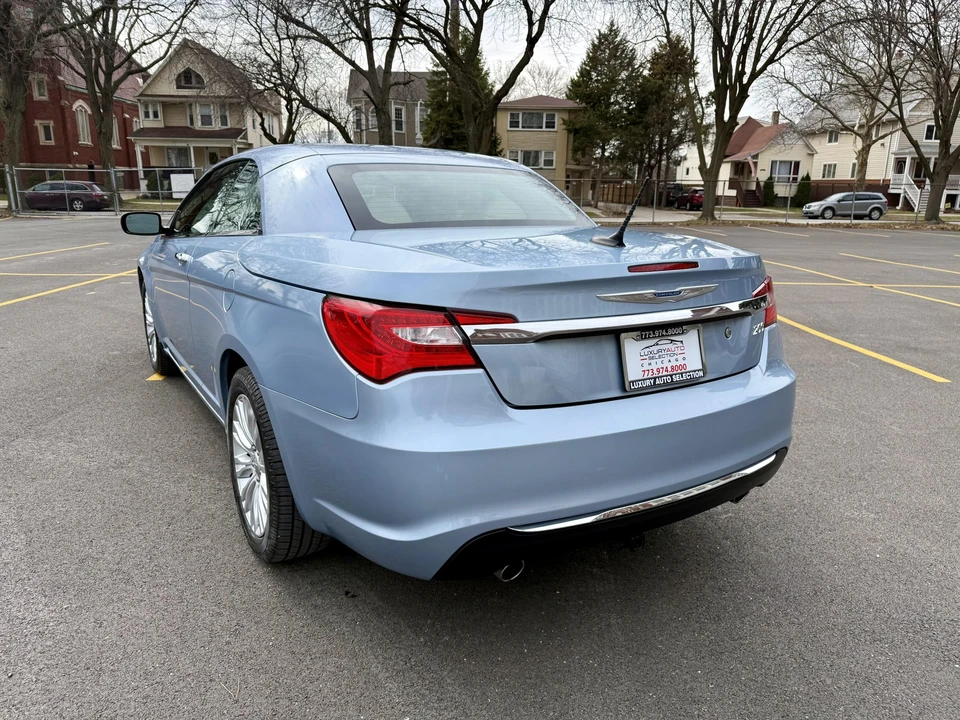 2012 Chrysler 200 - Image 26 of 31