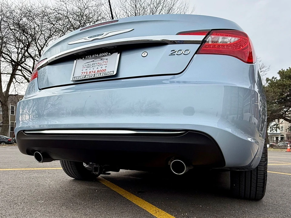 2012 Chrysler 200 - Image 29 of 31