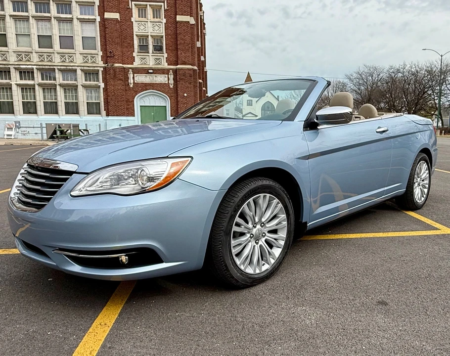 2012 Chrysler 200 - Image 6 of 31