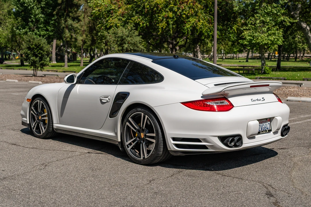 2012 Porsche 997 Turbo - Image 10 of 31