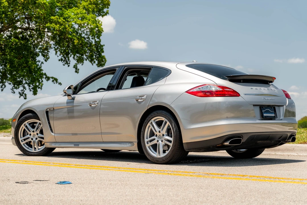 2012 Porsche 970 Panamera - Image 13 of 31