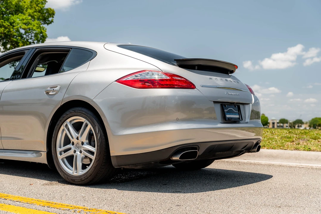 2012 Porsche 970 Panamera - Image 17 of 31