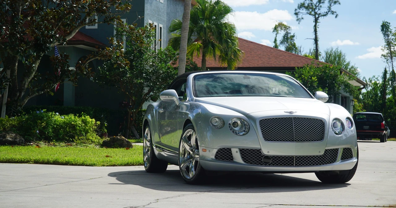 2013 Bentley Continental GTC - Image 25 of 31