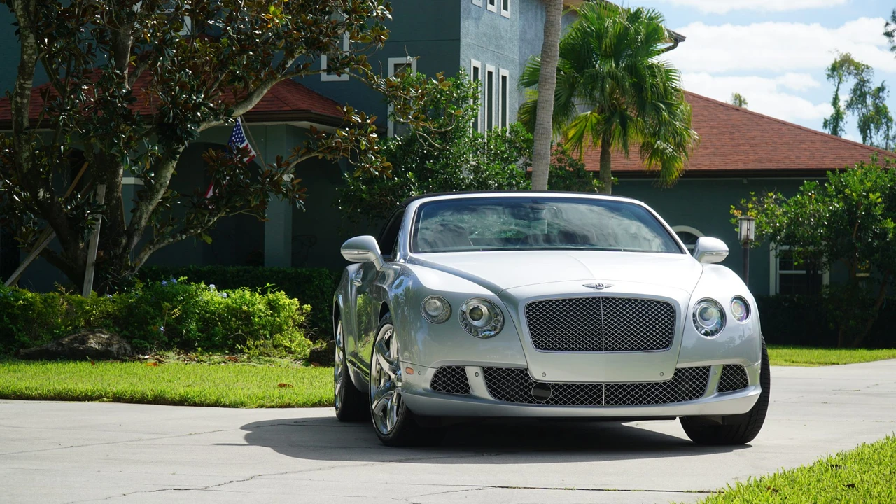 2013 Bentley Continental GTC - Image 23 of 31