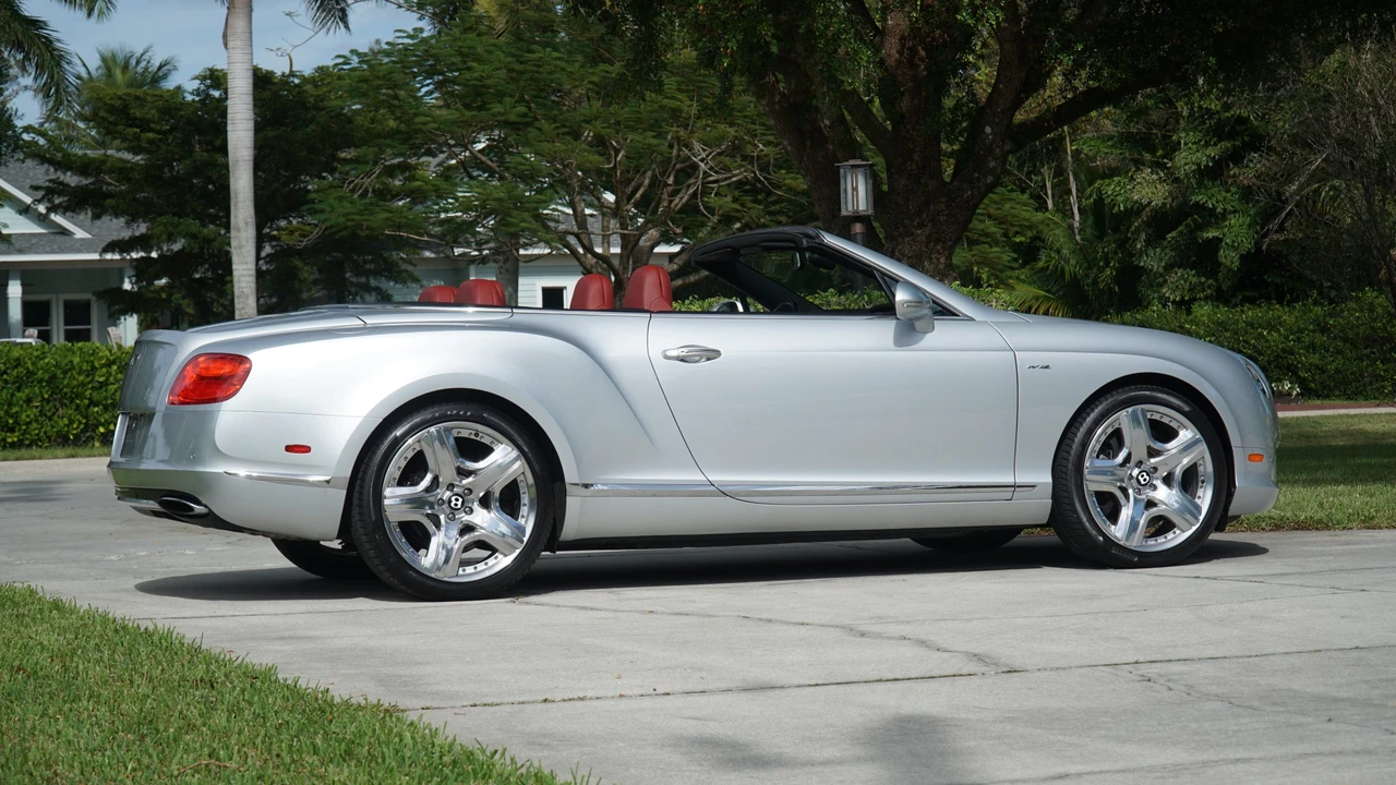 2013 Bentley Continental GTC - Image 10 of 31