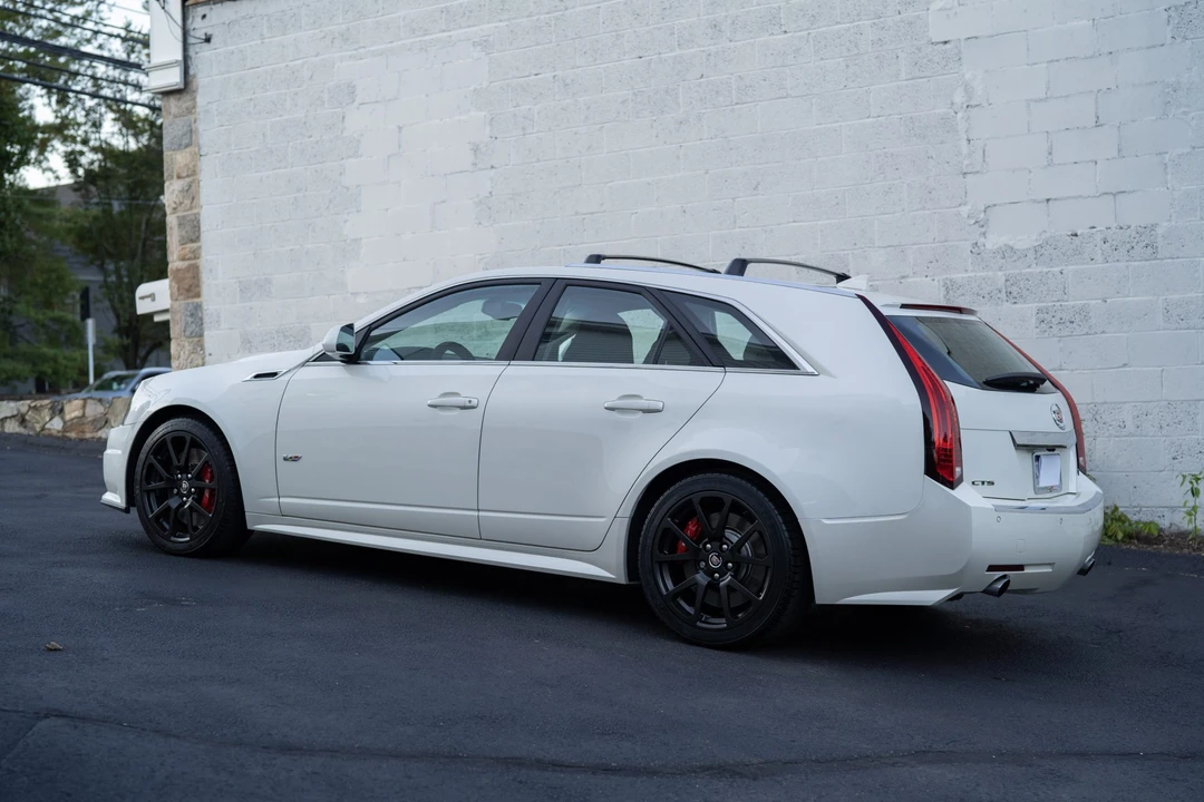 2013 Cadillac CTS-V 2nd Gen - Image 8 of 31