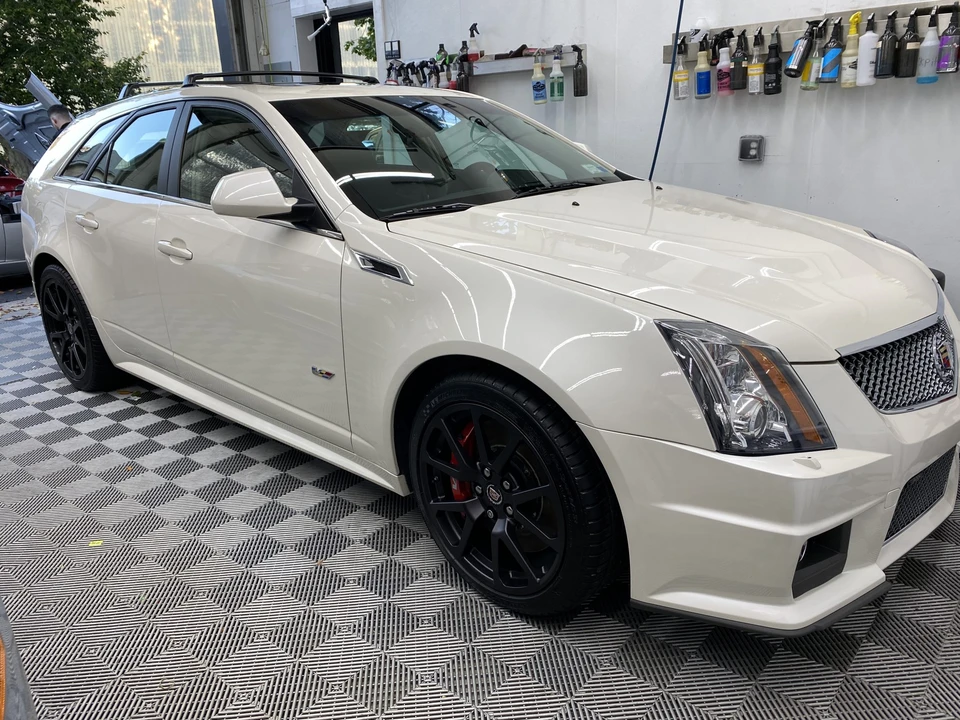 2013 Cadillac CTS-V 2nd Gen - Image 26 of 31