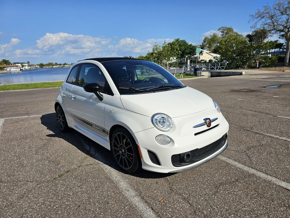 2013 Fiat Abarth 500 - Image 13 of 31