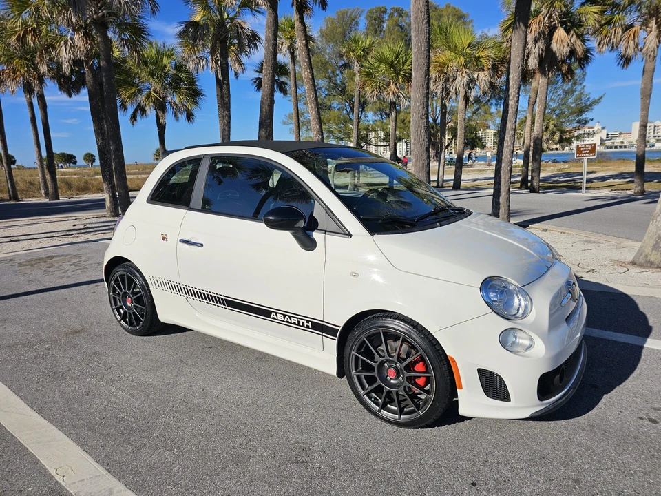 2013 Fiat Abarth 500 - Image 22 of 31