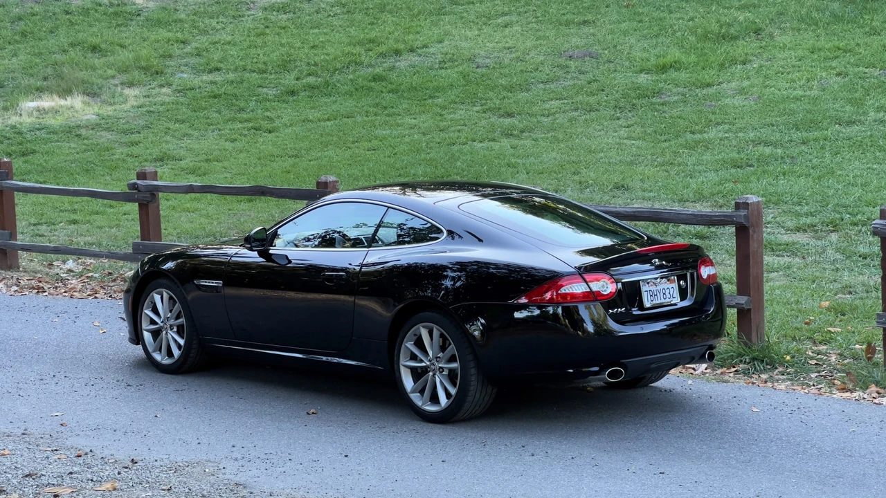 2013 Jaguar X150 XK - Image 8 of 31