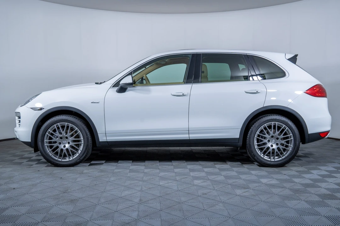 2013 Porsche 958 Cayenne Diesel - Image 22 of 31
