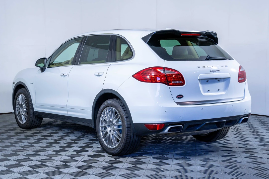 2013 Porsche 958 Cayenne Diesel - Image 19 of 31