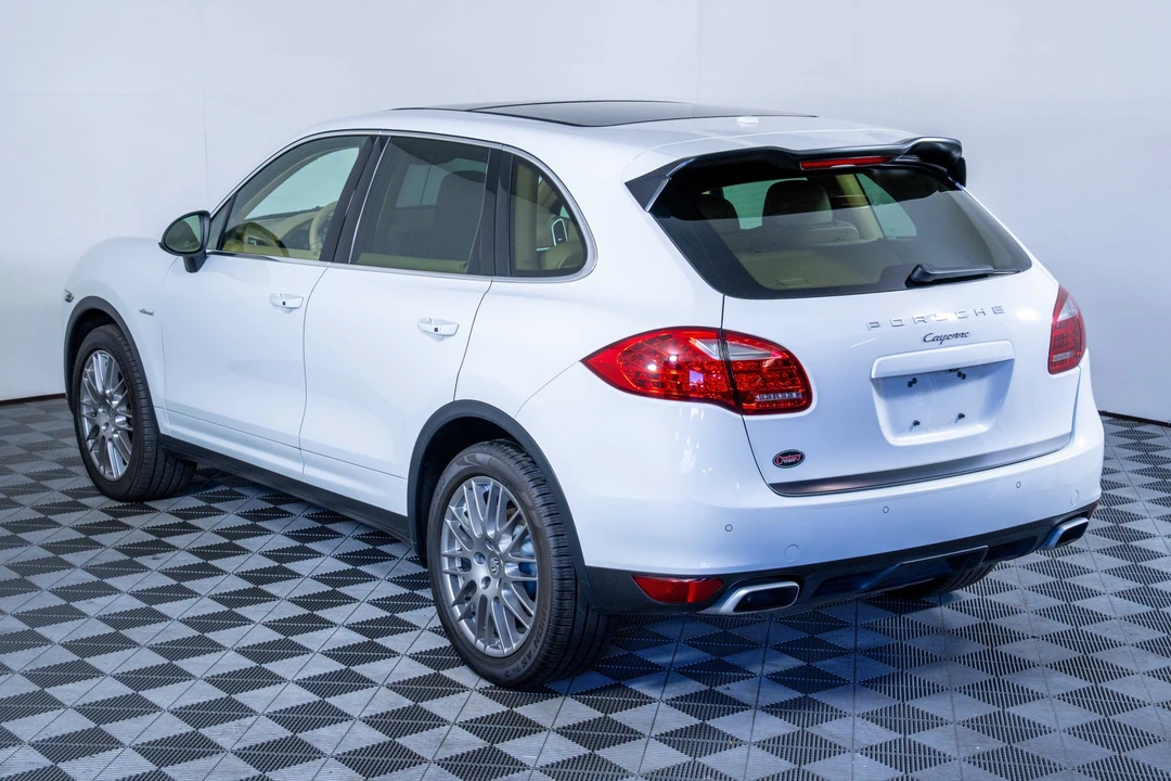 2013 Porsche 958 Cayenne Diesel - Image 20 of 31