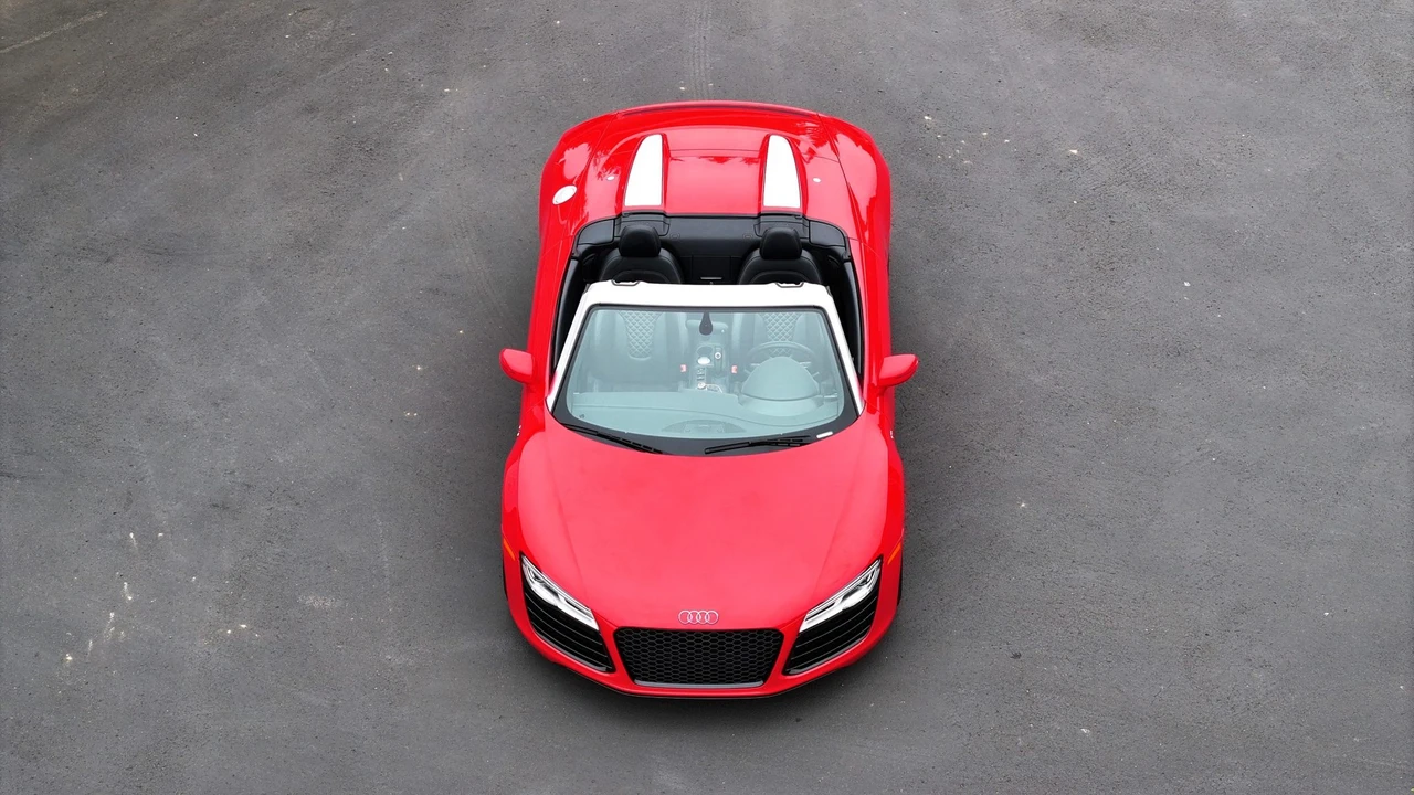 2014 Audi 42 R8 - Image 30 of 31