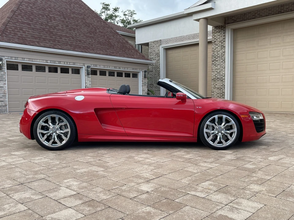 2014 Audi 42 R8 - Image 4 of 31
