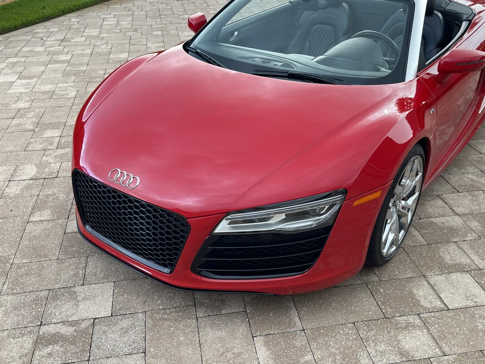 2014 Audi 42 R8 - Image 26 of 31