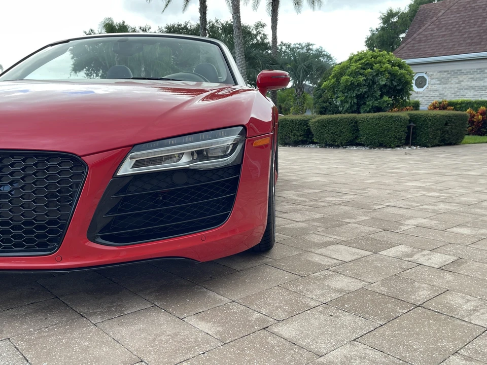 2014 Audi 42 R8 - Image 30 of 31