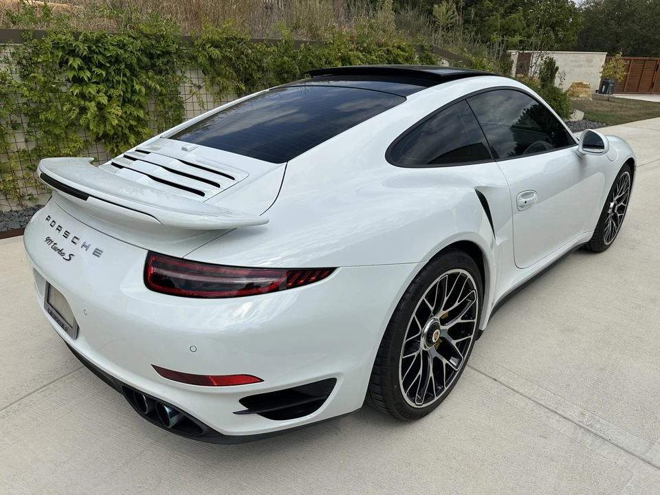 2014 Porsche 991 Turbo - Image 18 of 31