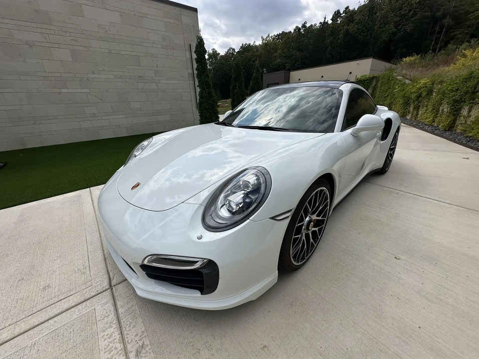 2014 Porsche 991 Turbo - Image 8 of 31