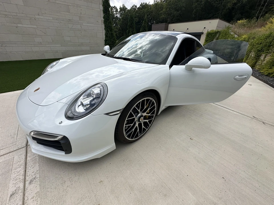 2014 Porsche 991 Turbo - Image 30 of 31