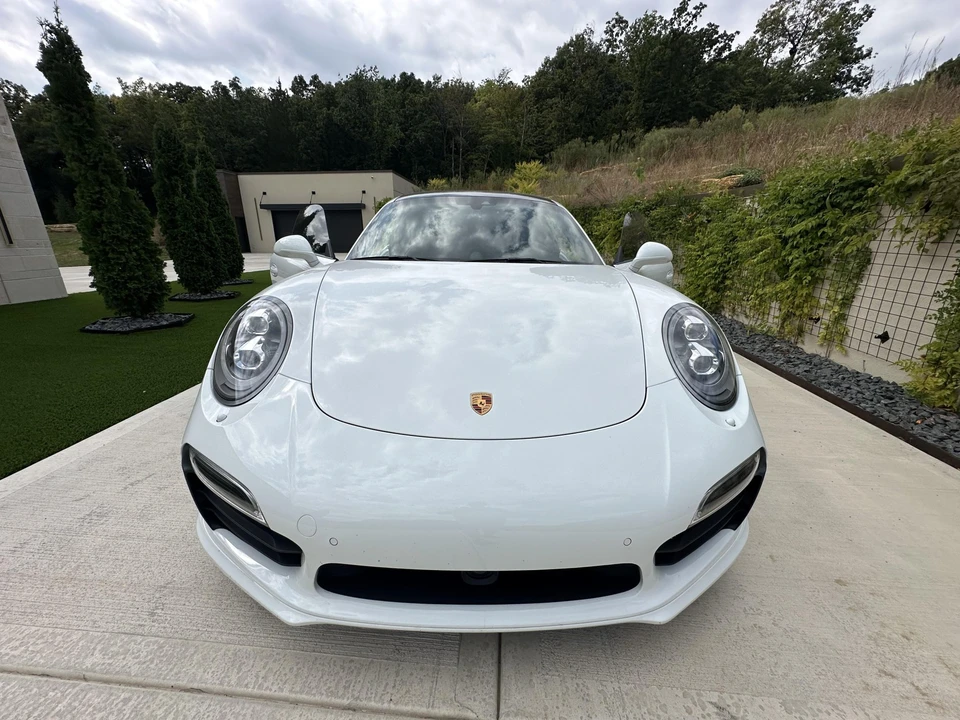 2014 Porsche 991 Turbo - Image 28 of 31