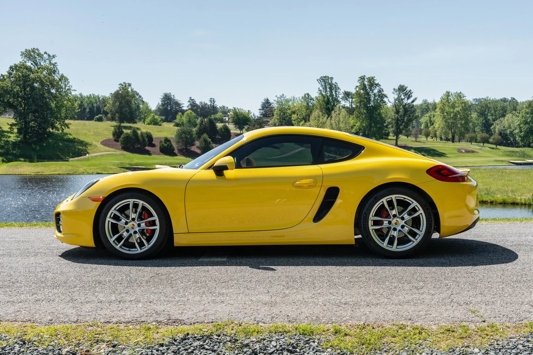 2014 Porsche 981 Cayman S - Image 2 of 31