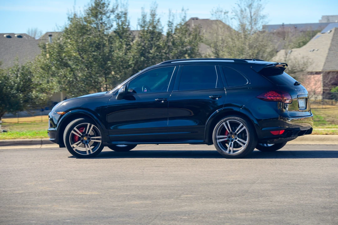 2014 Porsche 958 Cayenne GTS - Image 5 of 31