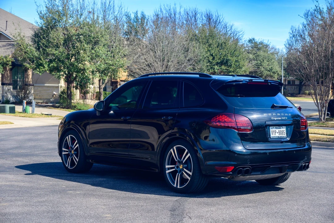 2014 Porsche 958 Cayenne GTS - Image 7 of 31