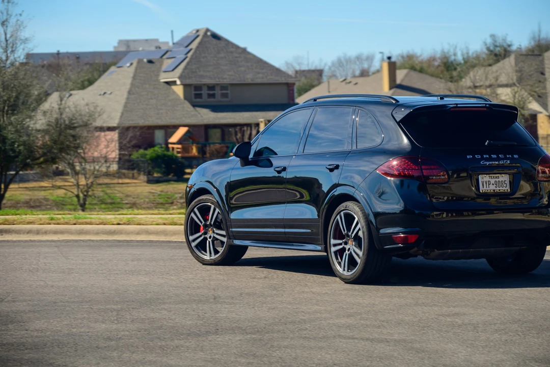 2014 Porsche 958 Cayenne GTS - Image 24 of 31