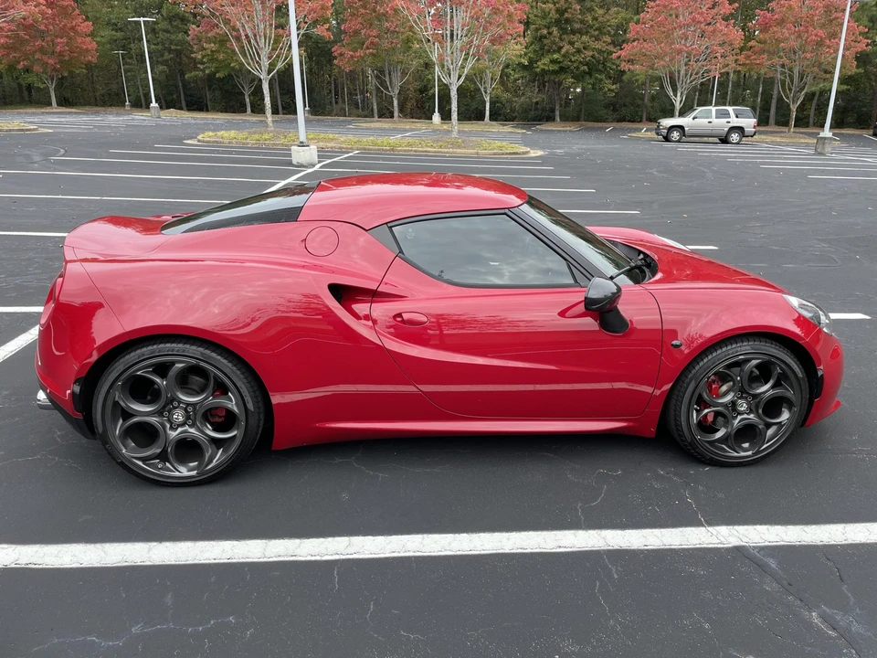 2015 Alfa Romeo 4C Coupe - Image 10 of 31
