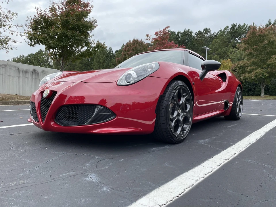2015 Alfa Romeo 4C Coupe - Image 2 of 31