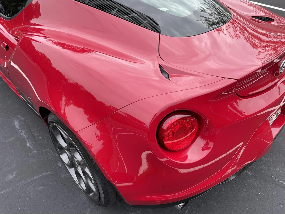 2015 Alfa Romeo 4C Coupe - Image 25 of 31