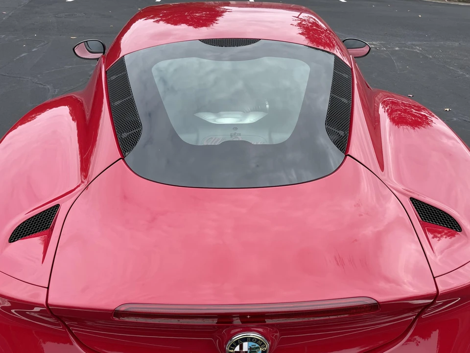 2015 Alfa Romeo 4C Coupe - Image 26 of 31