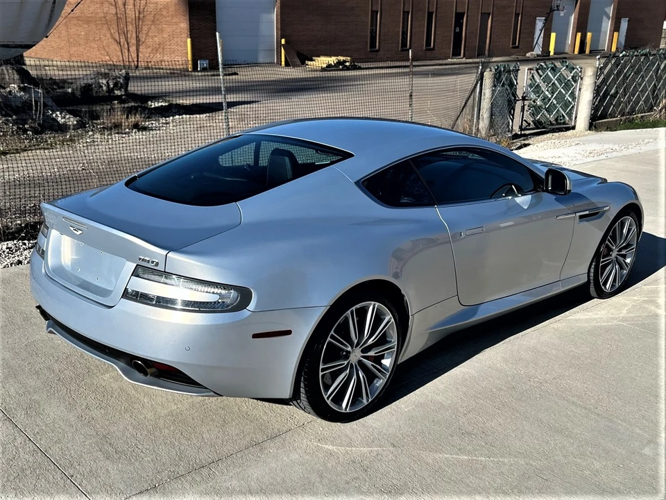 2015 Aston Martin DB9 - Image 31 of 31