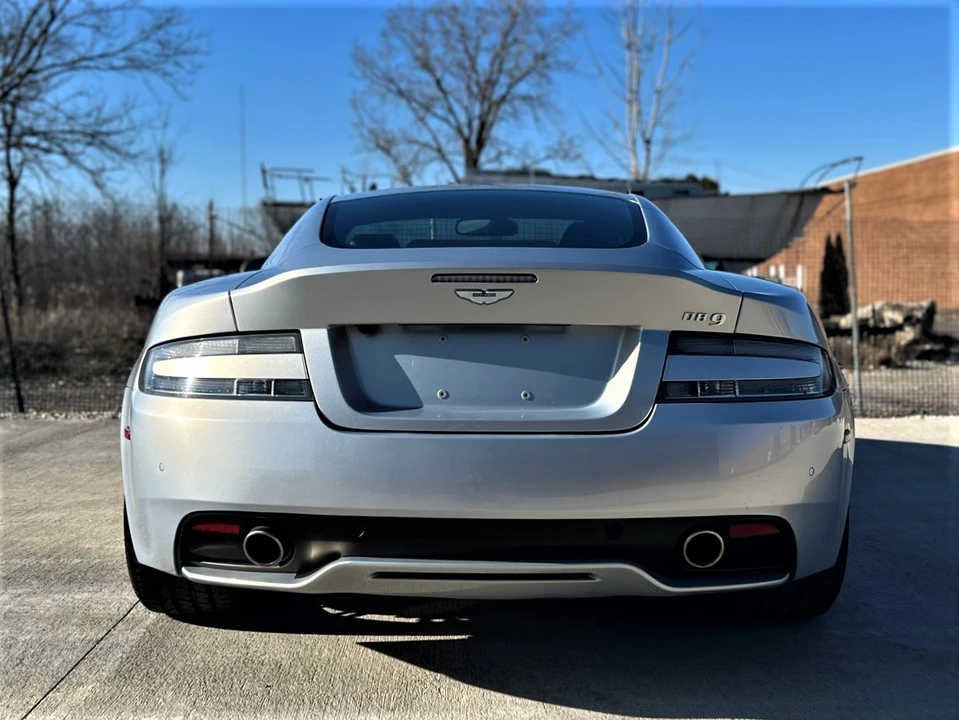 2015 Aston Martin DB9 - Image 26 of 31