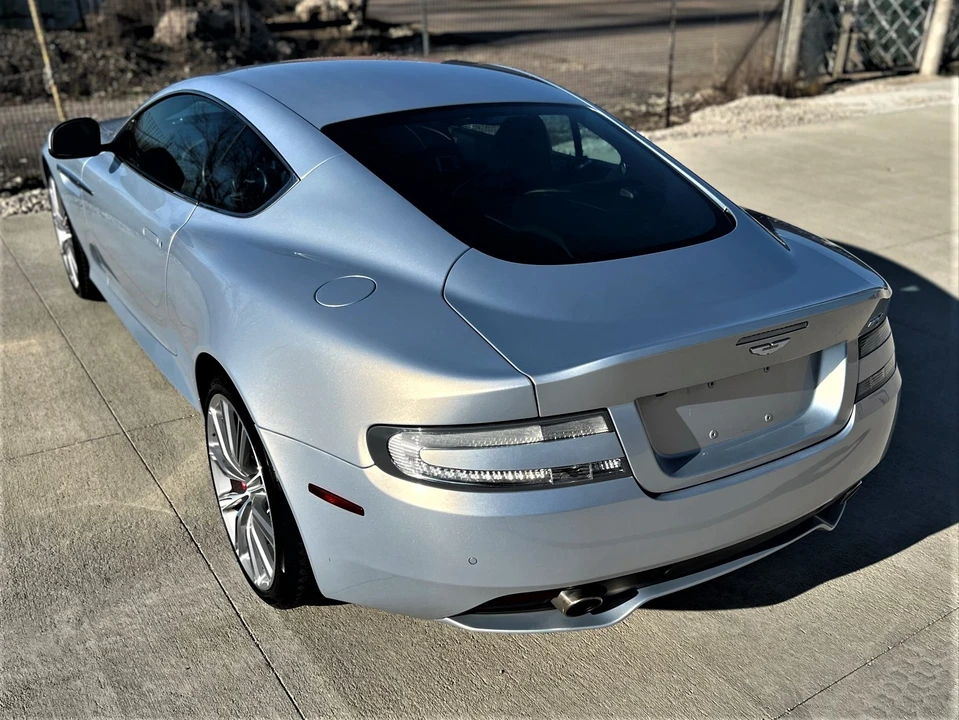 2015 Aston Martin DB9 - Image 21 of 31