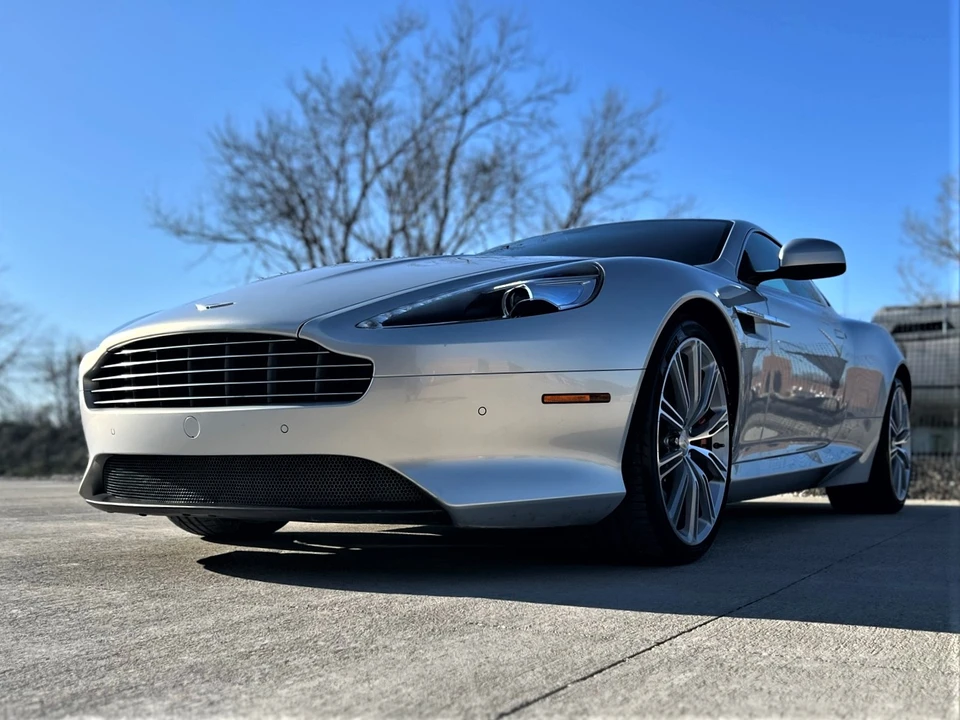 2015 Aston Martin DB9 - Image 7 of 31