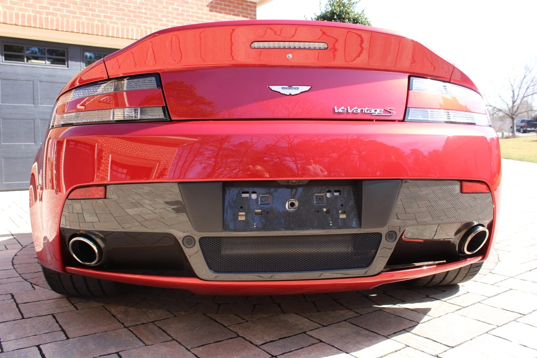 2015 Aston Martin V12 Vantage (2010-2018) - Image 22 of 31