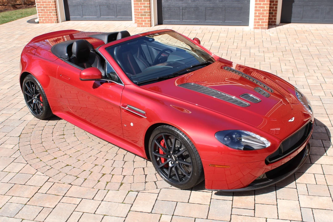 2015 Aston Martin V12 Vantage (2010-2018) - Image 11 of 31
