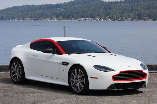 2015 Aston Martin V8 Vantage GT Coupe