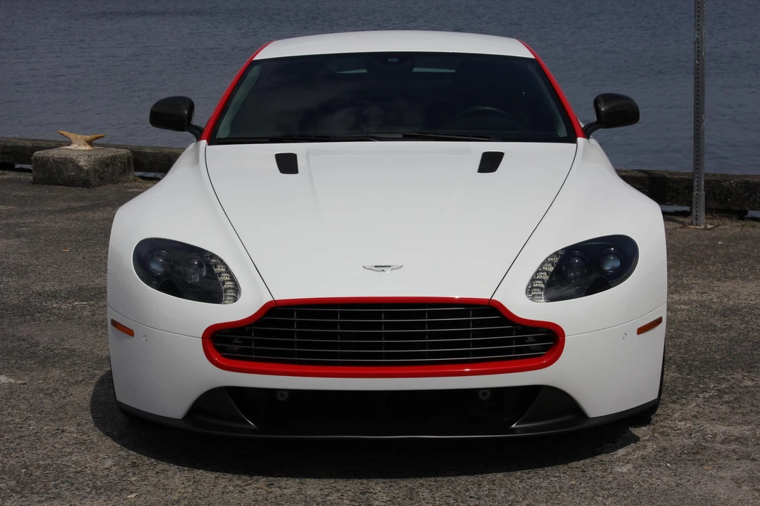 2015 Aston Martin V8 Vantage (2006-2017) - Image 20 of 31