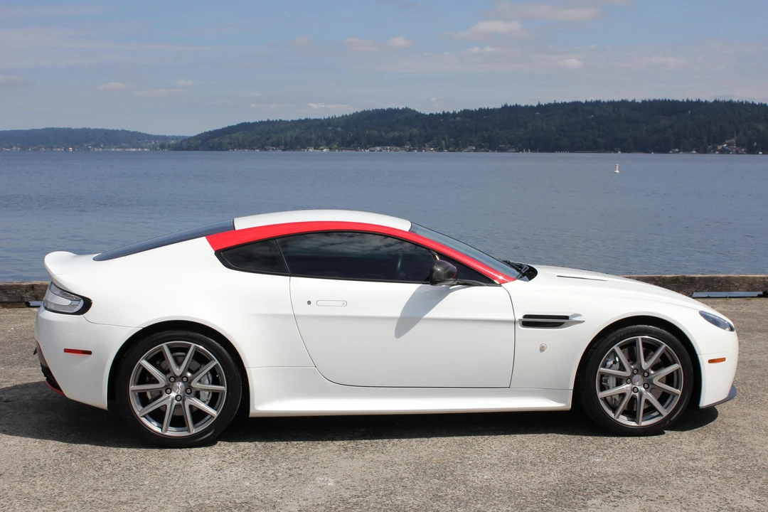 2015 Aston Martin V8 Vantage (2006-2017) - Image 30 of 31