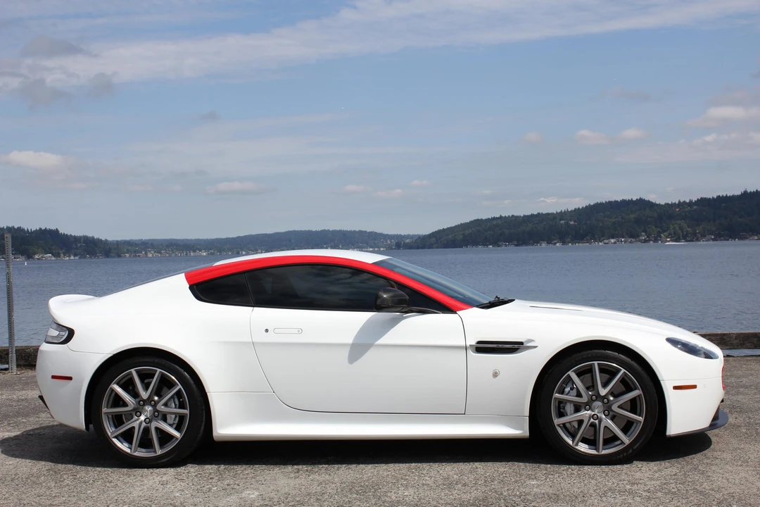 2015 Aston Martin V8 Vantage (2006-2017) - Image 29 of 31