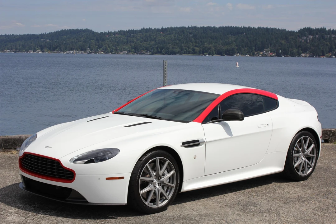 2015 Aston Martin V8 Vantage (2006-2017) - Image 4 of 31