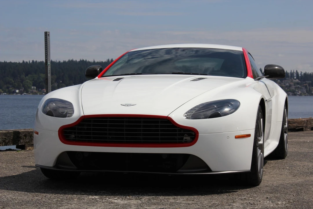 2015 Aston Martin V8 Vantage (2006-2017) - Image 12 of 31