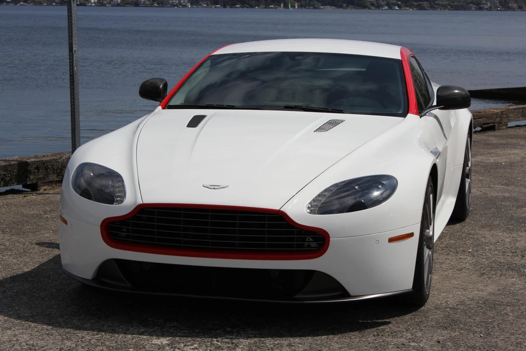 2015 Aston Martin V8 Vantage (2006-2017) - Image 14 of 31