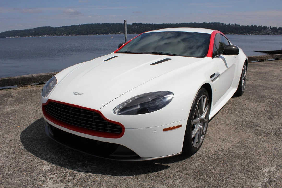 2015 Aston Martin V8 Vantage (2006-2017) - Image 9 of 31
