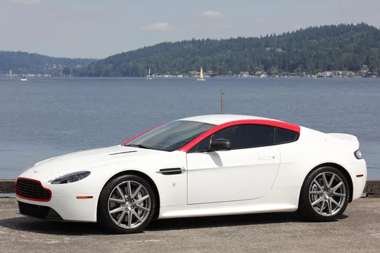 2015 Aston Martin V8 Vantage (2006-2017) - Image 2 of 31