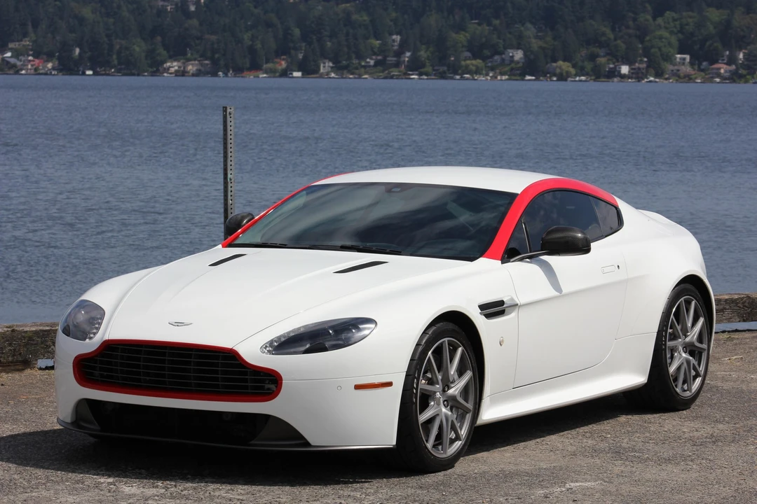 2015 Aston Martin V8 Vantage (2006-2017) - Image 7 of 31