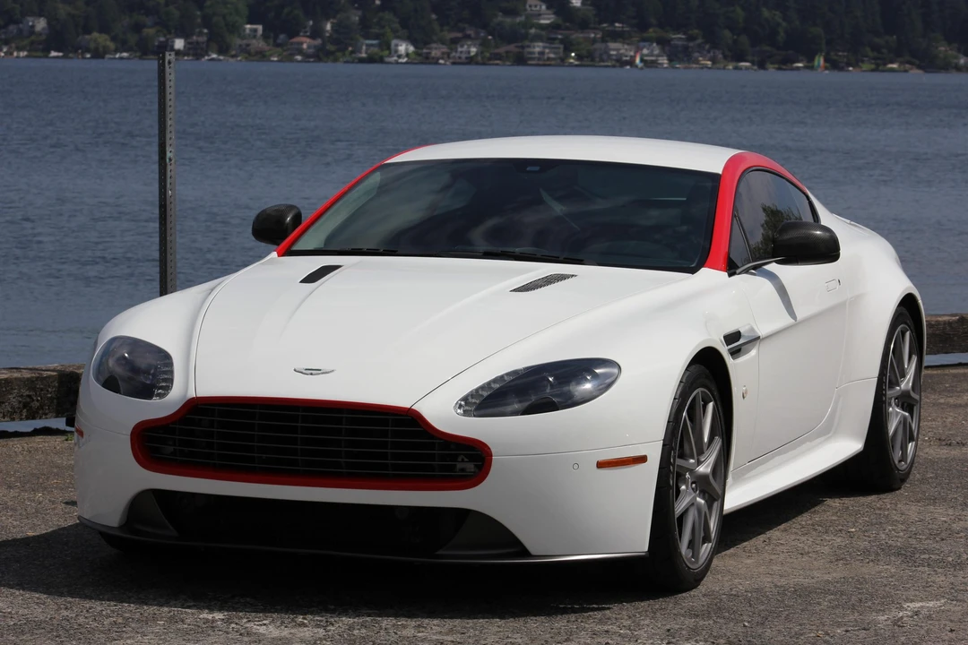 2015 Aston Martin V8 Vantage (2006-2017) - Image 10 of 31